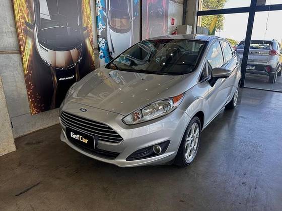 FORD FIESTA 1.6 ROCAM SE 8V FLEX 4P MANUAL
